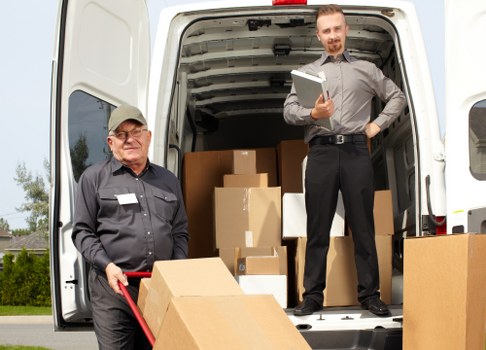 Customer booking and payment terms for removals service