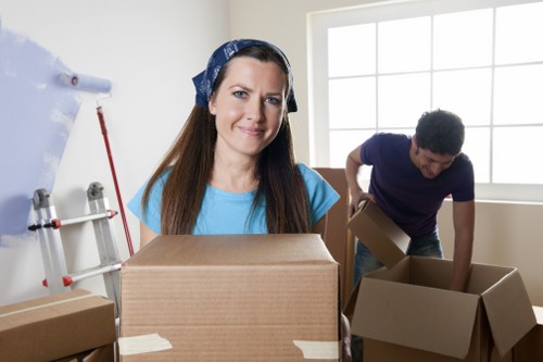 Packing and transport preparation for office equipment and furniture